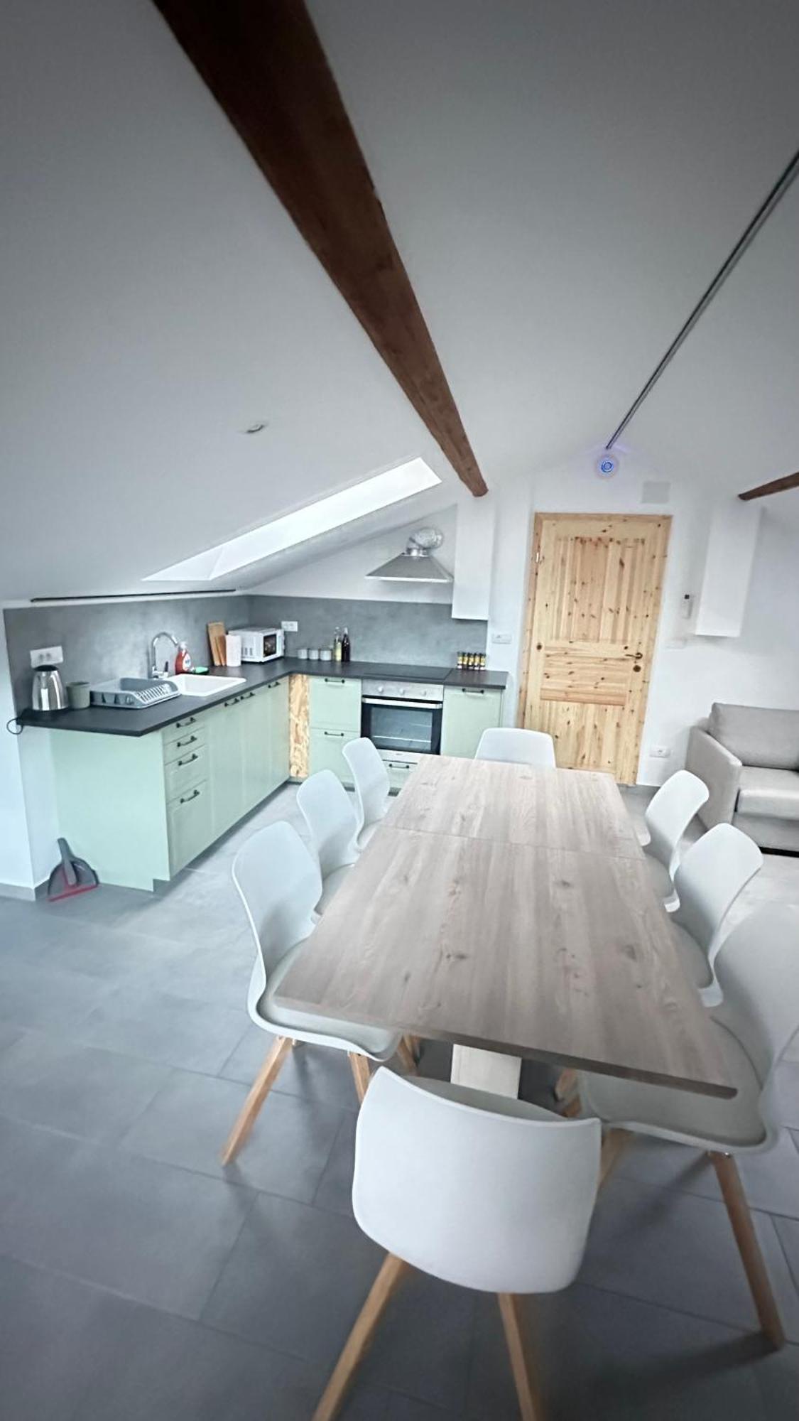 Old Square House - Hisa Na Starem Trgu Apartment Tolmin Ngoại thất bức ảnh