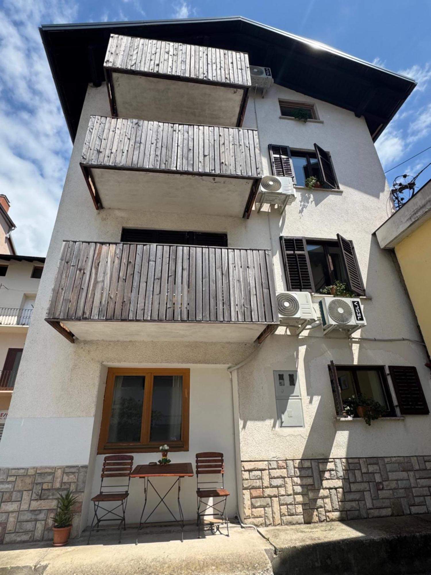 Old Square House - Hisa Na Starem Trgu Apartment Tolmin Ngoại thất bức ảnh